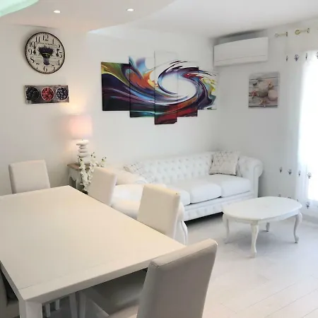 Charming D' Este With A Rooftop Pool By Weekome Appartement *